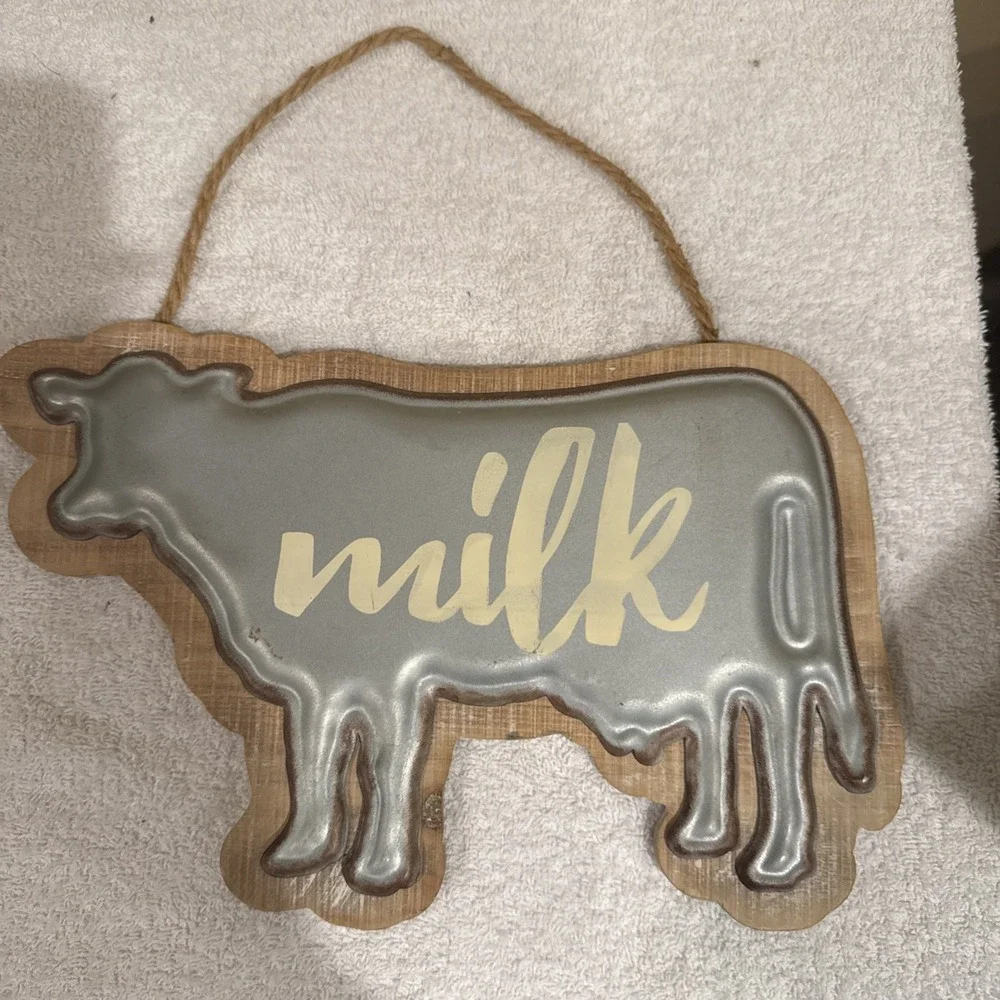 Mill‎ Longhai Meijia Cow Shaped Farmhouse Sign Wood Metal Hanging 12 1/2
